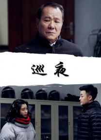 两人的戏服非常复古，维坎德穿着宽大的布裙，怀里抱着一个可爱的婴儿，两人的生活看上去平静而幸福。