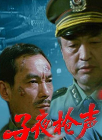 想知道主创们到底分享了哪些有趣的幕后故事，记得观看每天晚上21:50播出的《院线上新》。